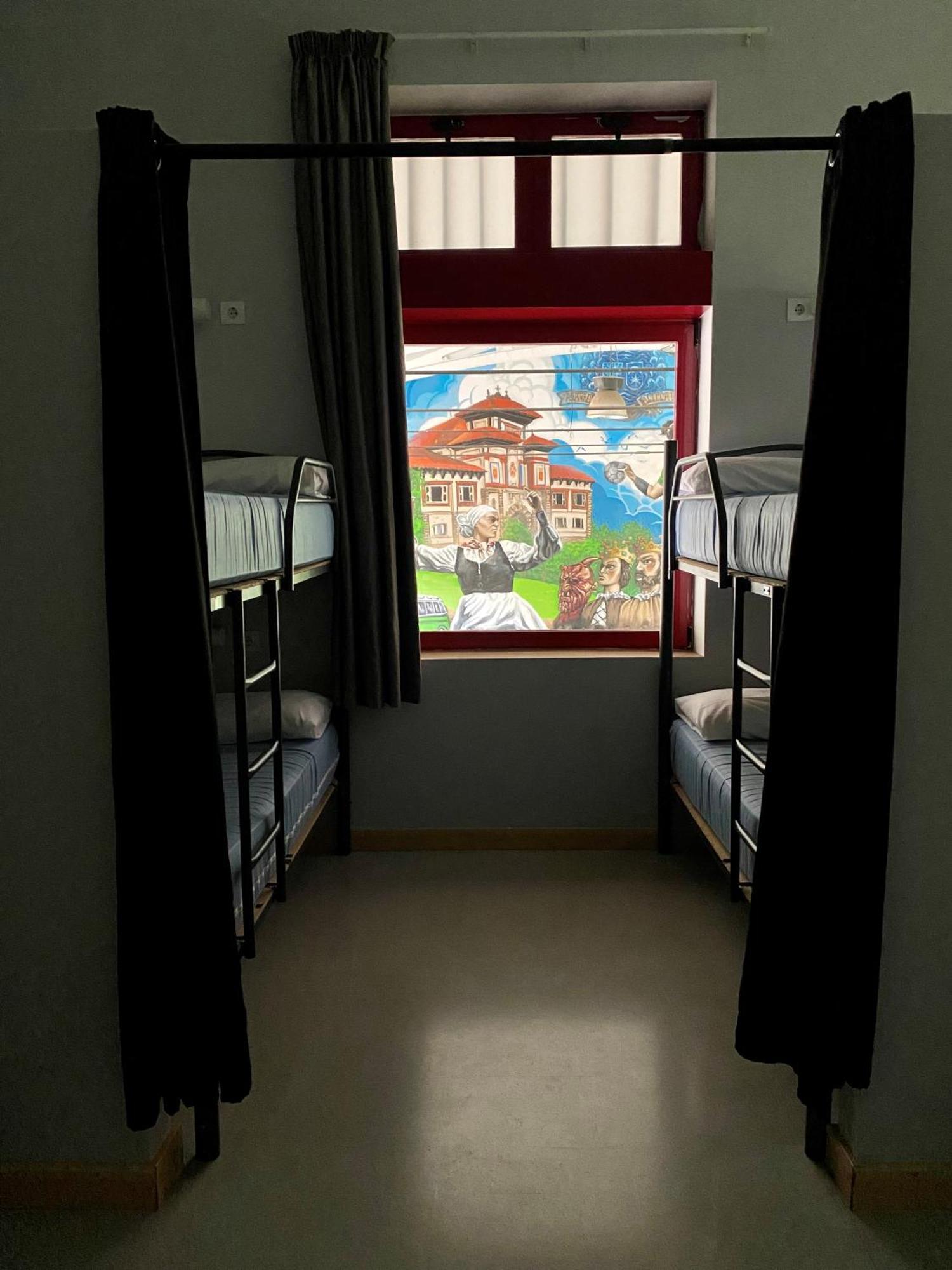 Albergue De Villava Eksteriør billede
